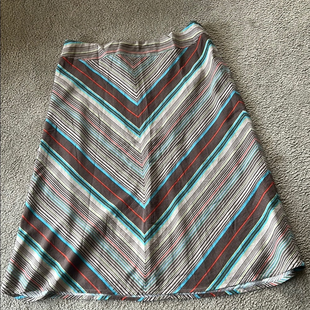 WOMEN'S STRIPED MULTICOLORED SKIRT